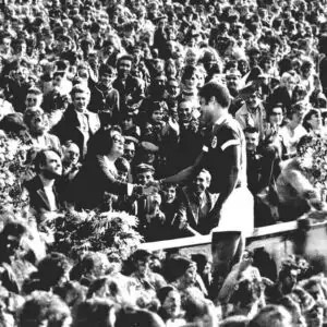 Slow J – Origami (feat.&nbsp;Gson)