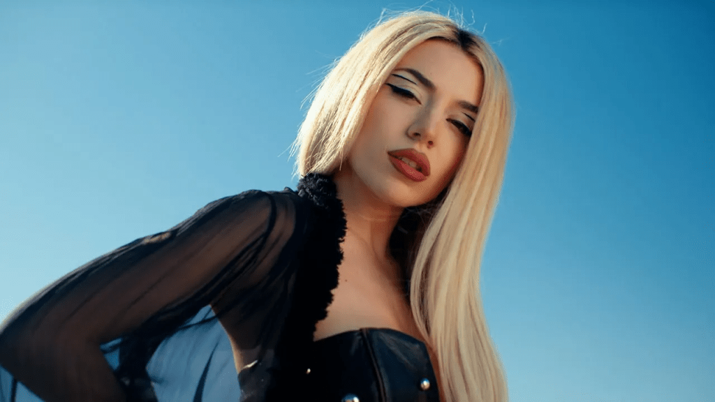 Kygo & Ava Max –&nbsp;Whatever